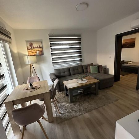 Ammirevole Ravne Apartments فيسوكو المظهر الخارجي الصورة